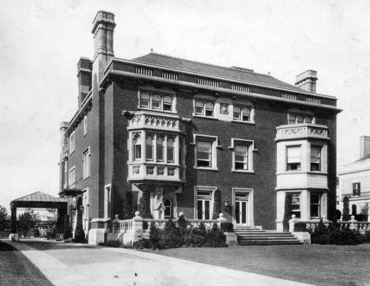 Euclid Avenue Cleveland's Millionaire's Row Clio